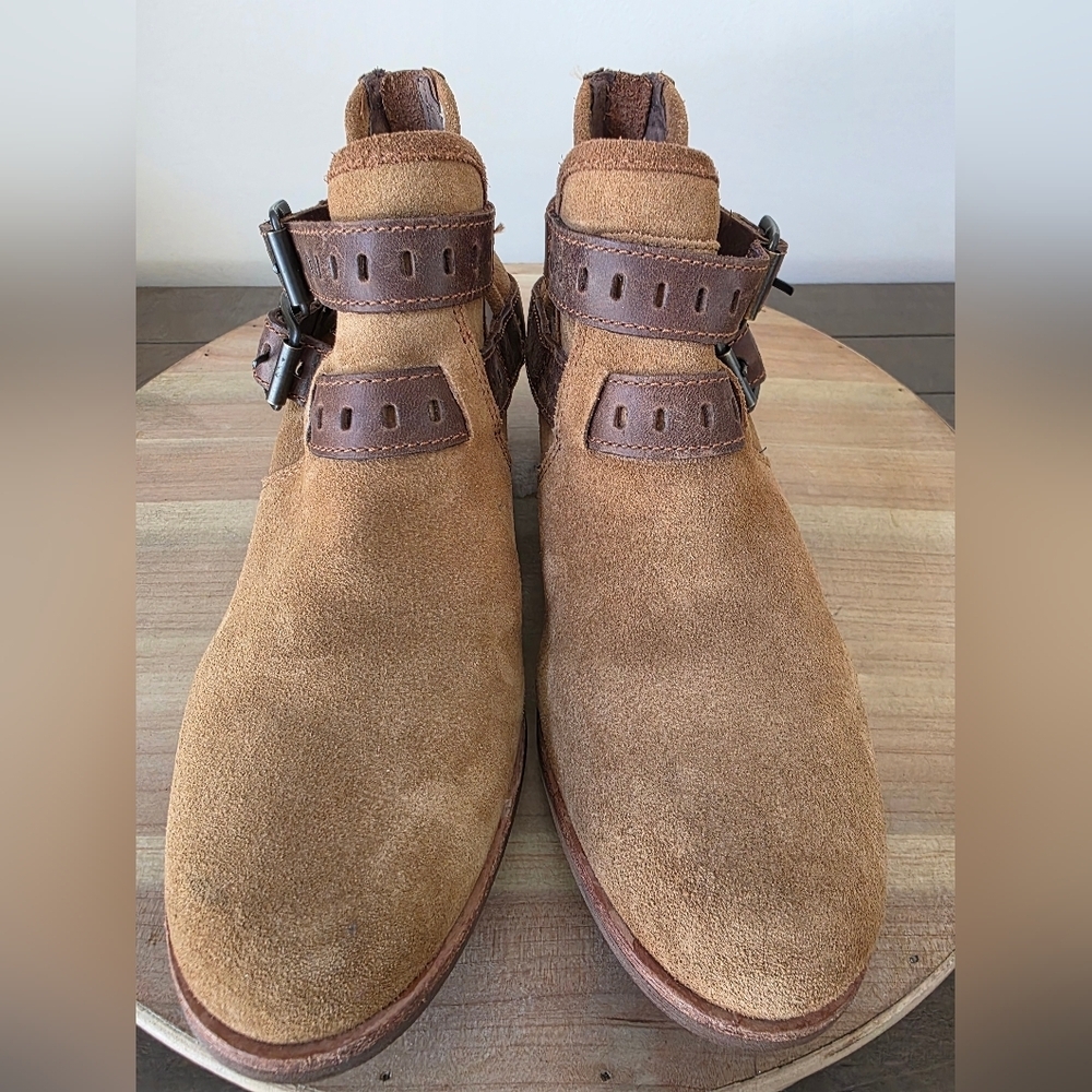 UGG Tan Suede Patsy Chestnut Buckle Ankle Booties- Womens SZ 6 - Picture 8 of 11